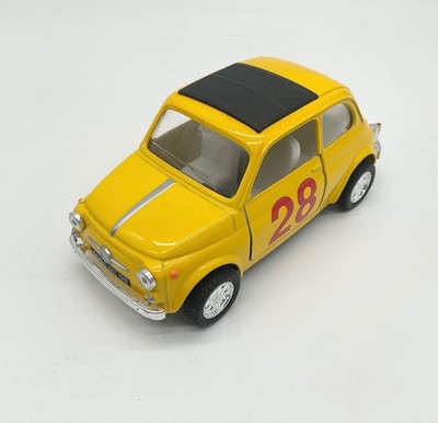 Kinsmart ,,Fiat 500,, gelb 1:24 Klassiker (Pullback) Rückzugmotor ,,unbespielt,,