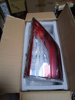 Right RH Side Tail Light Assembly For 2018-2021 Chevrolet Traverse 2.0L 3.6L Red
