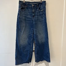 Women’s American Eagle Size 12 R Super High-Rise Baggy Wide Leg Ankle Jeans ￼