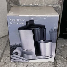 New in Box Waring Pro Health Juice Extractor JEX328 Stainless Steel 32oz Juicer