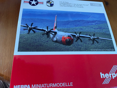HERPA - 1/200 - C-130J-30 SUPER HERCULES USAF LITTLE ROCK AIR BASE
