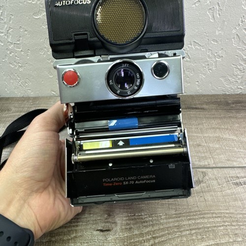 Polaroid Land Camera Time-Zero SX-70 AutoFocus - Picture 6 of 9