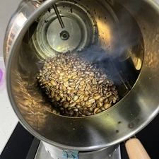 Hand-Crank Rotating Stainless Steel Coffee Bean Roaster with Thermometer