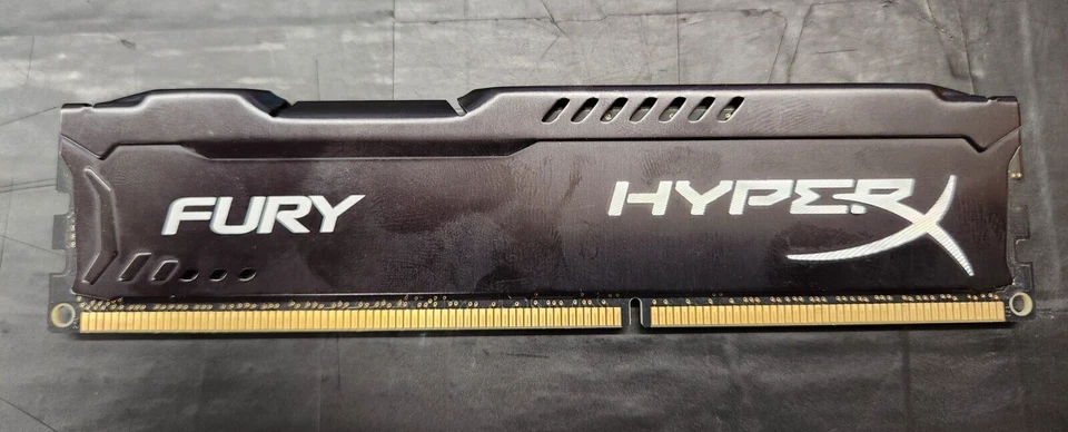 HyperX Fury RAM (ONLY single stick) - DDR3 - 4GB - 1333MHz - 9-9-9 - Image 2 of 2