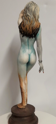 Werewoman Female Werewolf Resin Sculpture figure statue Pro-painted 1:4 - Picture 3 of 8