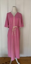 Vintage Vanity Fair 1960s Nightgown Robe Size M Bubble Gum Pink Zip Front USA