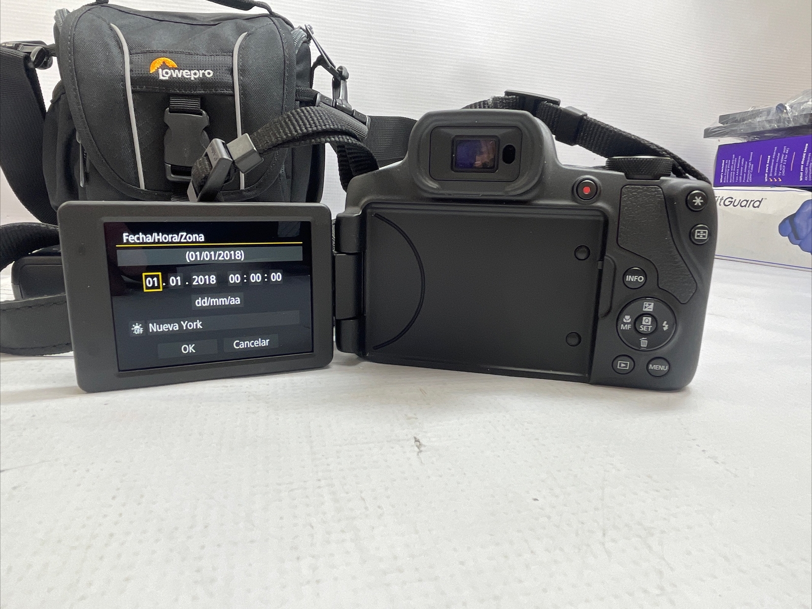 Canon PowerShot SX70 HS 20.3 MP 4k Digital Camera 35mm 65x is Lens