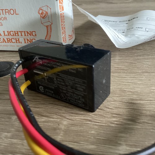 ALR LIGHTING AA-1068 Photo Control Button 208-277V - 1,200 Watt. - Picture 11 of 14