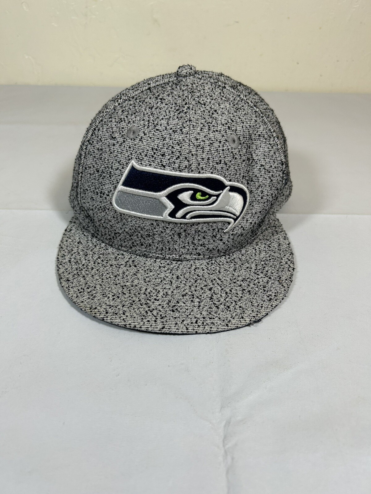 Seattle Seahawks New Era 9Fifty Snapback Hat Cap Gray Logo NFL Sports Flat Bill