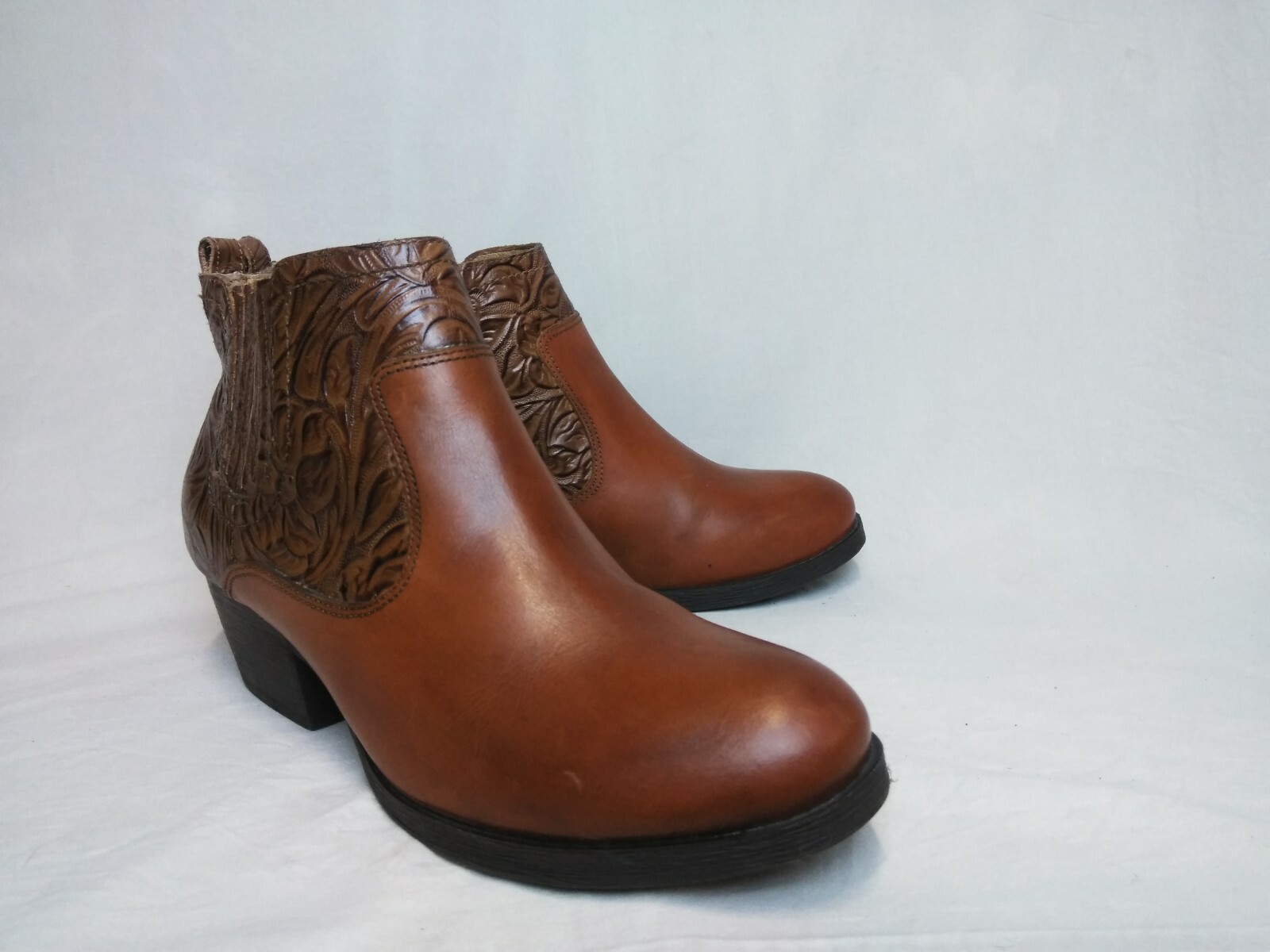 khombu copper boots