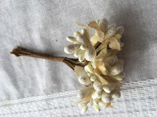 10 Small Mulberry Stems Artificial Flowers Stamens Wedding Scrapbooking Craft - Picture 6 of 10