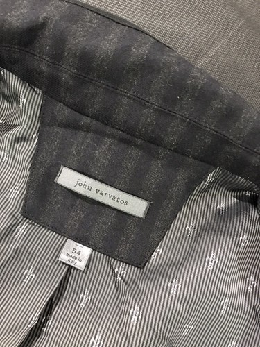 Chaqueta a rayas de John Varvatos. 54, EE. UU. 44. $1498 - Imagen 4 de 8