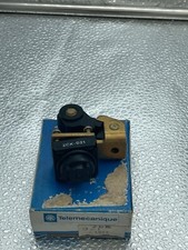 Telemecanique Roller Lever ZCK D21