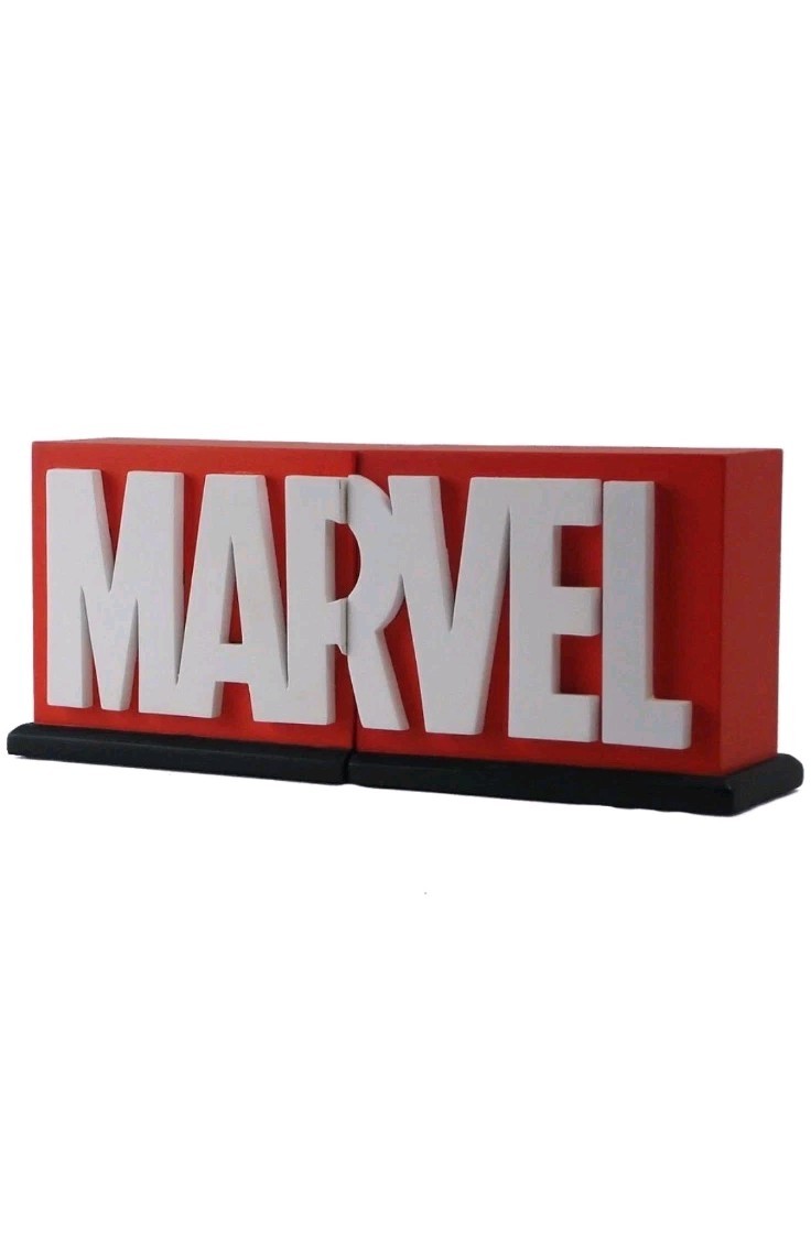 NEW Gentle Giant Marvel Comics Logo Sculpted Bookends Limited