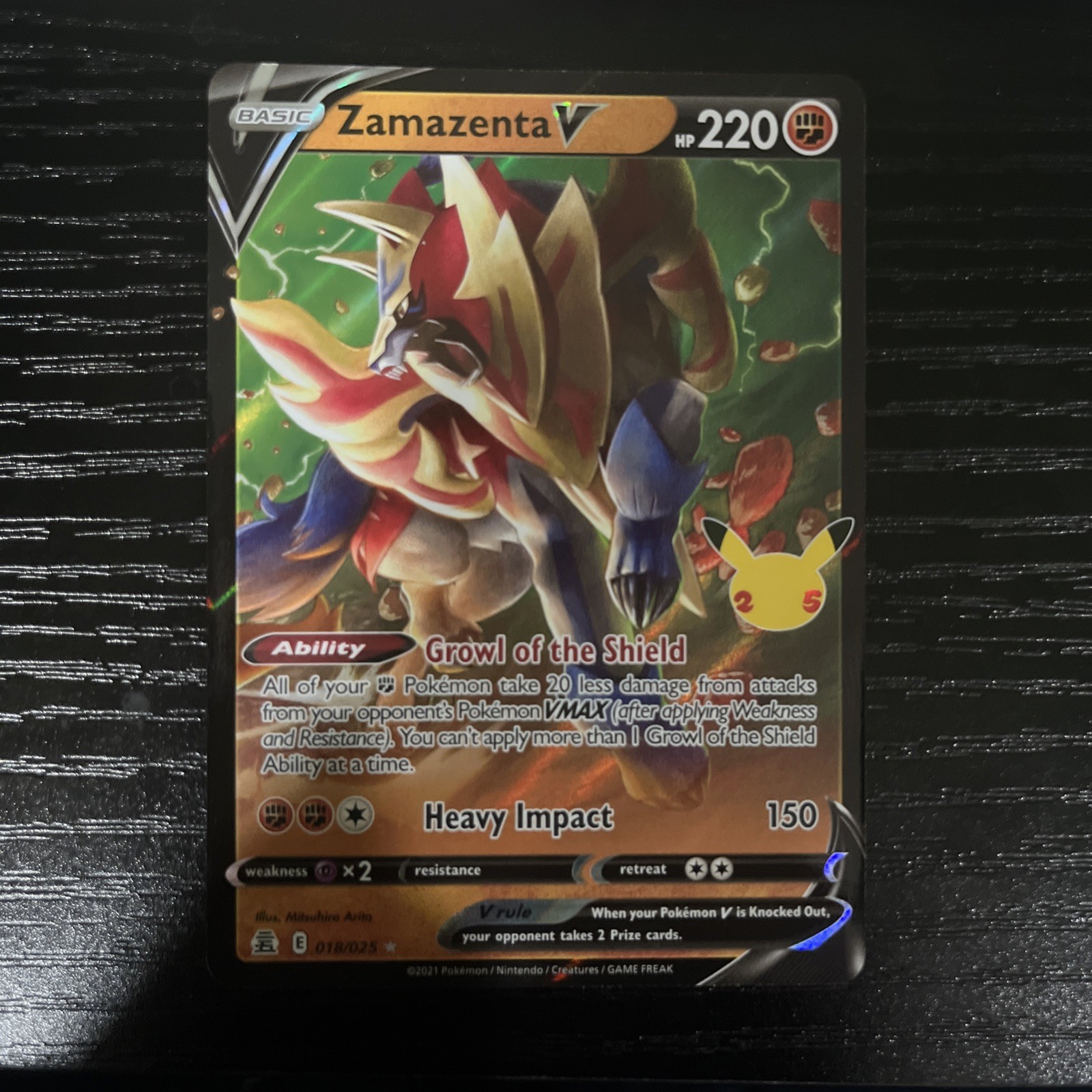 Zamazenta V 018/025 Celebrations Holo