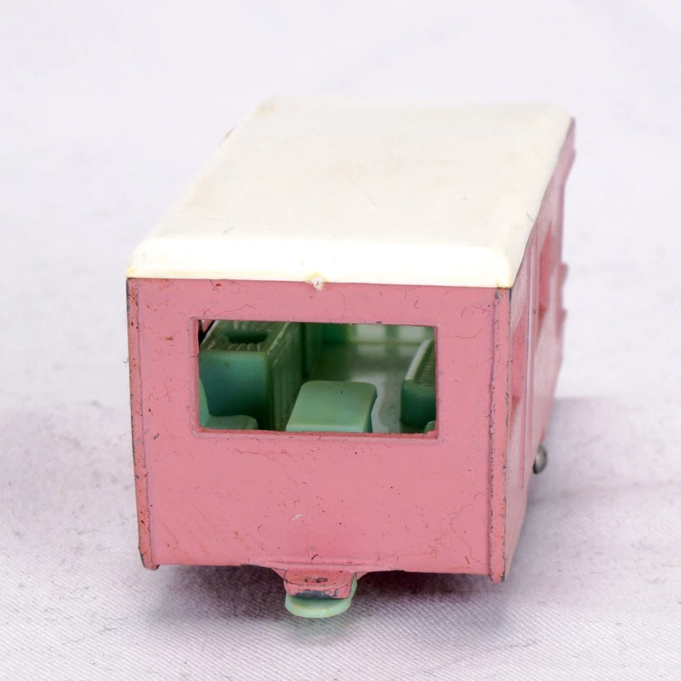 Remolque vintage Lesney Matchbox rosa caravana Nº23 SIN CAJA Foto 4 de 4