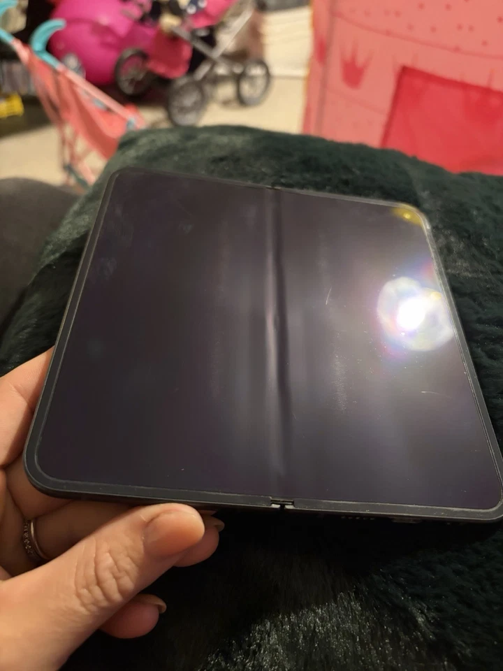 Google Pixel 9 Pro Fold · 512GB, photo 2 of 5