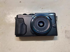 Fuji X70 Black 16.3MP Compact Digital Cam Portable High - Res Shooting Companion