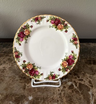 Royal Albert Old Country Roses 8 1/8'' Salad Plate