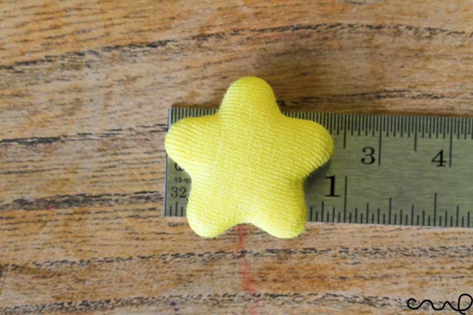 10 x Handmade Star Buttons Yellow Fabric Covered Card Making Craft 36L 23mm VAT - Image 4 of 4