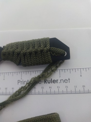 SURVIVOR - FIXED BLADE Paracord KNIFE W/FIRE STICK - HK-106320 $5/ OR OBO - Picture 4 of 5