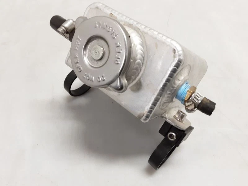 Универсальный бак охлаждающей жидкости Polaris RZR Moroso 63766 104861 - Изображение 3 из 4