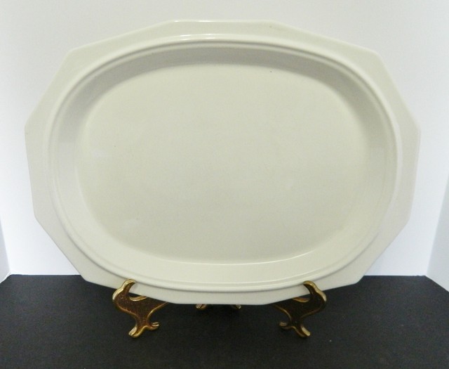 Pfaltzgraff Heritage All White Stoneware Oval Serving Platter 12 Sided