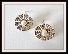 Small Flower Earrings White Pearl Crystal Stud Gold Wedding Bridal