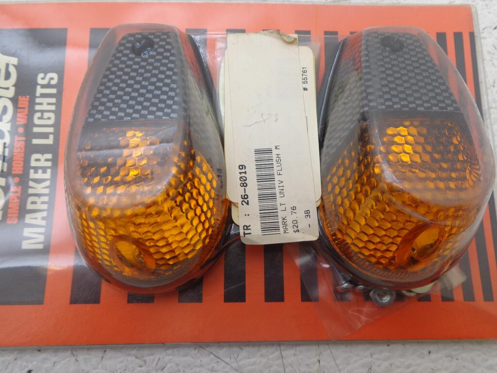 BIKEMASTER UNIVERSAL FLUSH MOUNT MARKER LIGHT KIT AMBER LENS CLEAR BULB