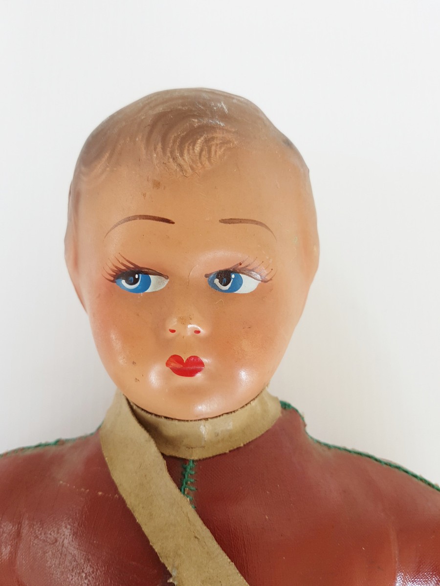 Poupée cowgirl vintage des années 50 en plastique dur