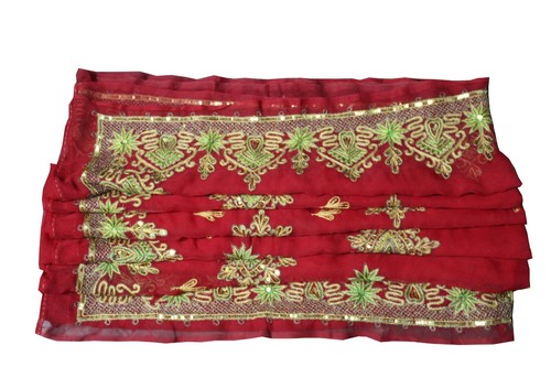 INDIAN PAKISTANI RED COLOR VINTAGE GEORGETTE THREAD, SEQUIN WORK SARI 5.50YARDS - Picture 11 of 12