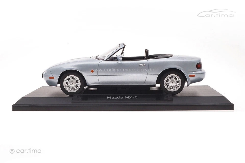 Mazda MX-5 Plata NOREV 1:18 188023 - Imagen 3 de 4