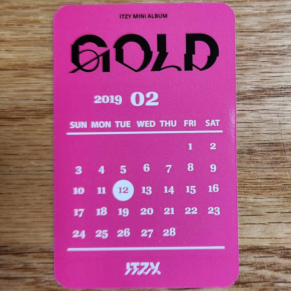 Group Official Yes24 Lucky Draw Calendar Photocard Itzy Gold