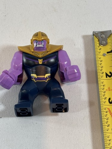 LEGO Marvel Thanos Grande Minifigure 2018 (sh0504) Marvel Supereroe Serie 76107 - Foto 2 di 4