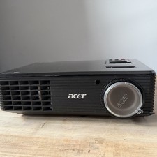 Acer X1161P DLP Projector 3000 ANSI Lumens SVGA 800x600 Portable Black