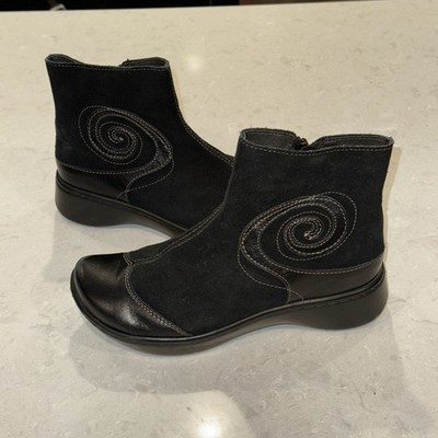Naot Oyster Black Suede Leather Comfort Comfy Walking Zip Boots Size 36 US 5 EUC