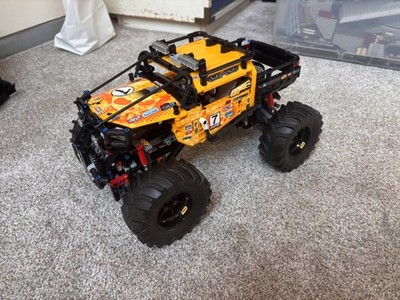 LEGO 4X4 X-treme Off-Roader 42099 Technic Battery Powered Electronic 958 Pieces