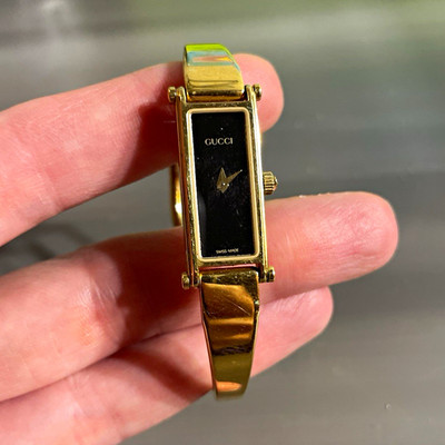 Gucci Women s Vintage Quartz Gold Bangle Watch Black Dial Rectangle