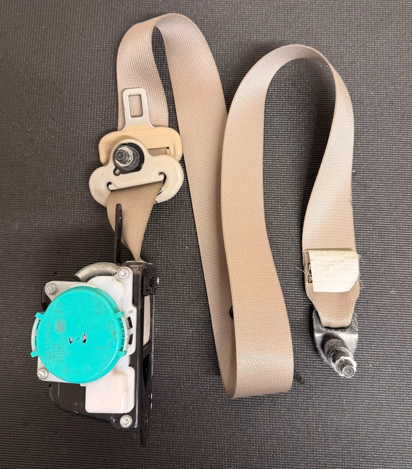 Cinturón de seguridad delantero izquierdo lado del conductor 11 12 13 14 15 16 17 Nissan Quest OEM Foto 4 de 4