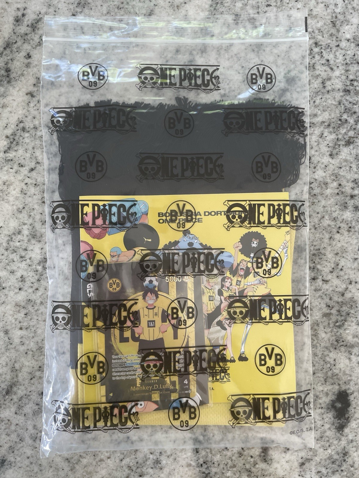 One Piece x BVB Goodie Bag NUEVO Borussia Dortmund Monkey.D.Luffy + Bufanda + Póster