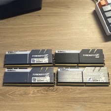 Image of G. Skill TridentZ RGB 32GB DDR4-2400 RAM Memory Kit 4x8GB F4-2400C15Q-32GTZR