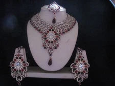 CZ STONE MARRON GREEN & SILVER STONE DIAMANTES NECKLACE SET