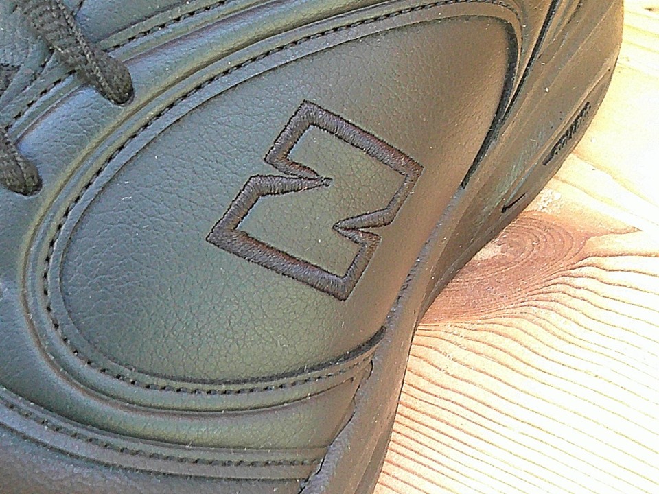 New Balance 812 MW812BK Black Leather Walking Comfort Shoes Mens 13 B