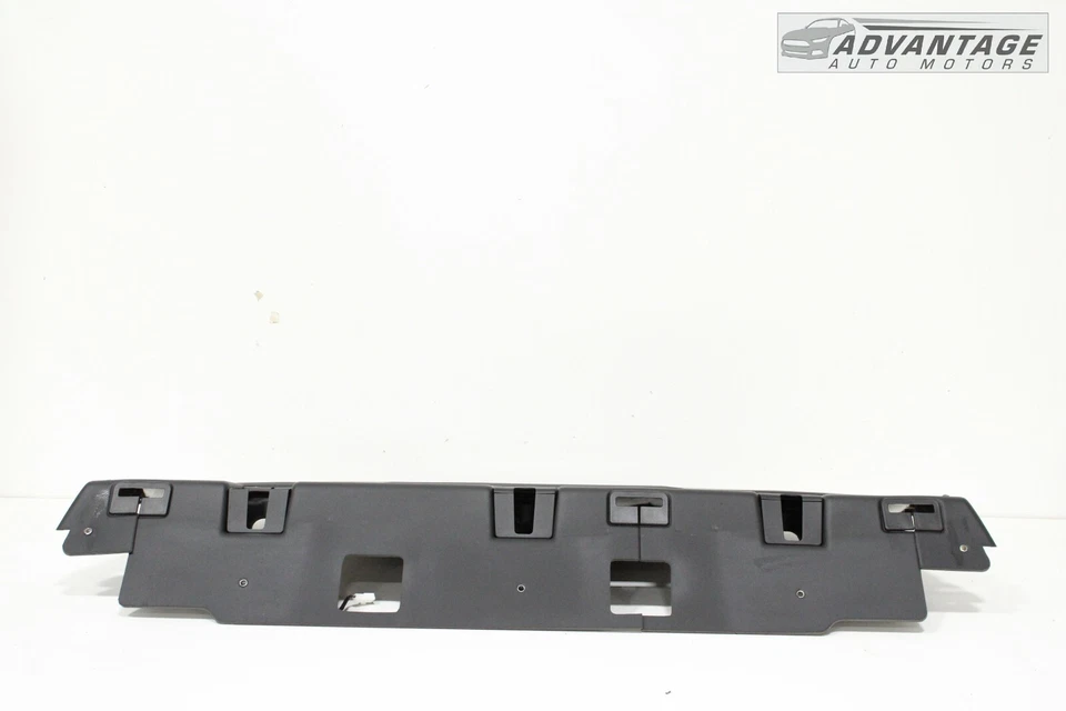Maserati Ghibli 2014-2017 sedán cubierta trasera estante paquete cubierta panel de moldura OEM Foto 2 de 4