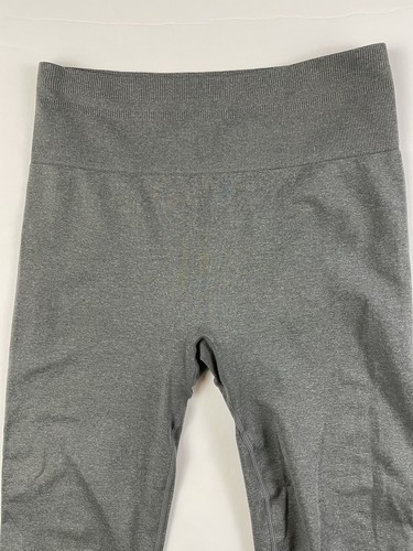 Fabletics Seamless High Waist 7/8 Mesh Leggings Gray Size Medium Ribbed Waist - Picture 2 of 9
