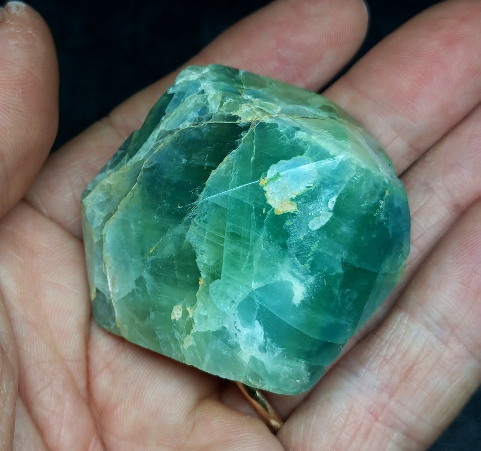 UV-Reactive Mirror-Polished Green Fluorite Fluorescent Specimen-image