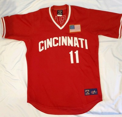 barry larkin reds jersey