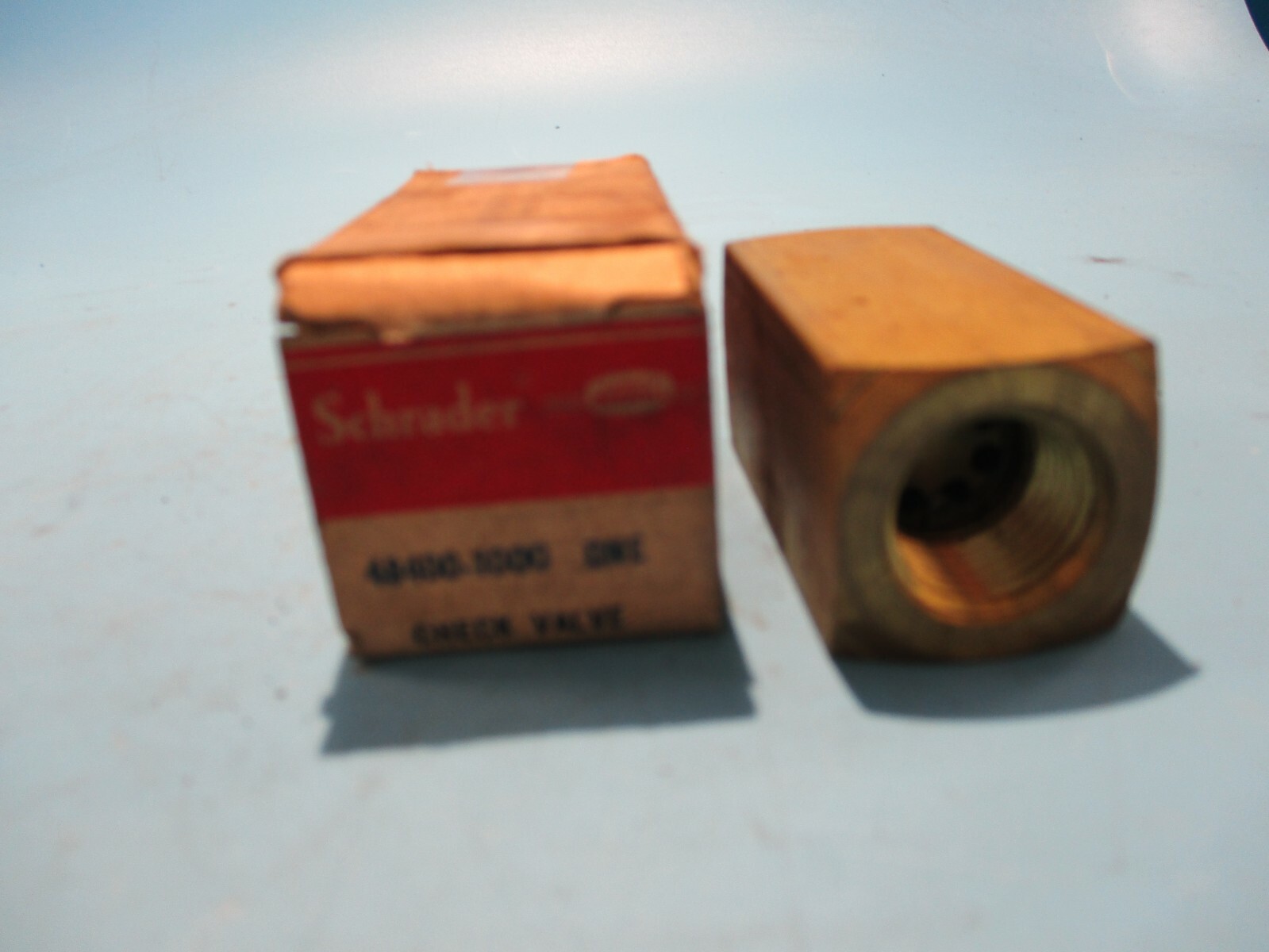 NEW SCHRADER SCOVILL 48400-1000 BRASS CHECK VALVE