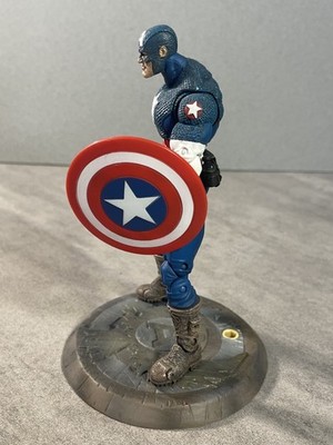 Marvel Legends Ultimate Captain America ToyBiz w Base Stand/Shield