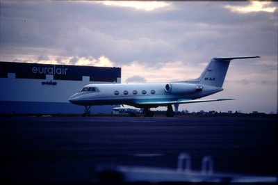 Dia YR-BJD Grumman American G-1159 Gulfstream II 35mm gerahmt OP-L8-34